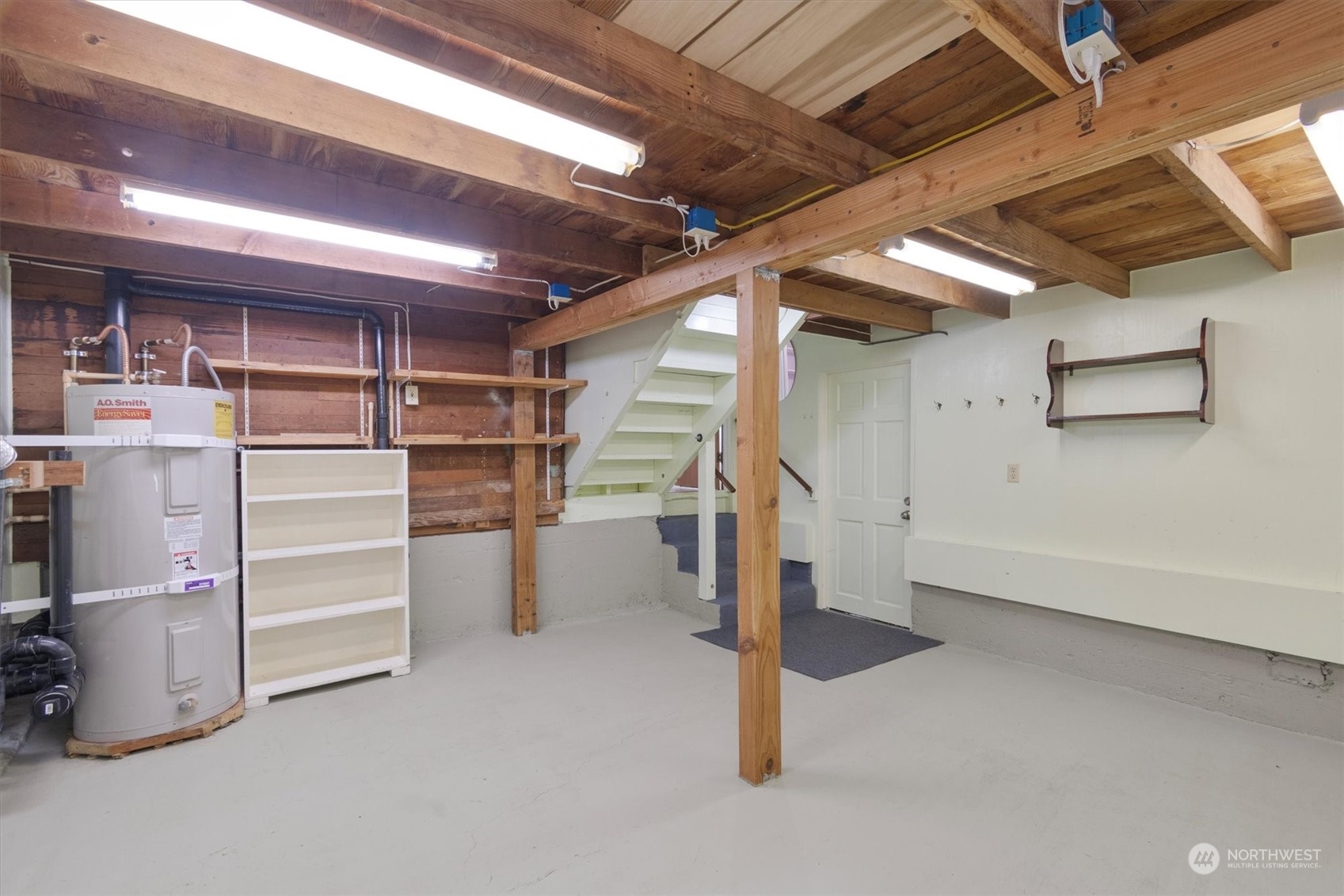 203 Don Martin Road Longview, WA 98632 - Photo 15 of 39 a view of an empty room with a window