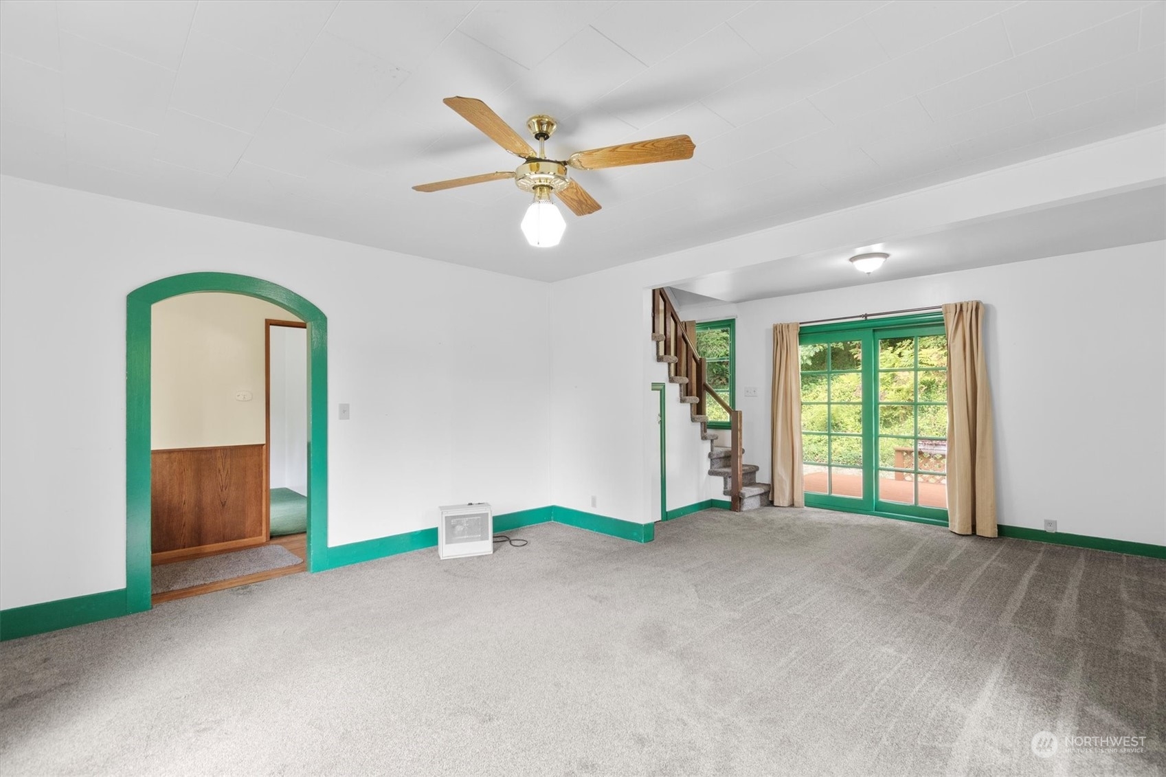 203 Don Martin Road Longview, WA 98632 - Photo 6 of 39 a view of empty room with ceiling fan