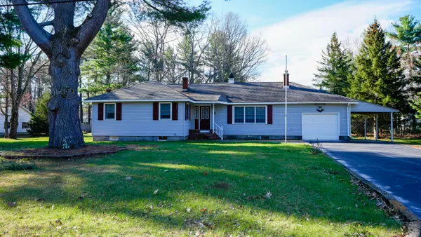$335,000 | 15 Kimberly Lane, Morrisonville, NY 12962