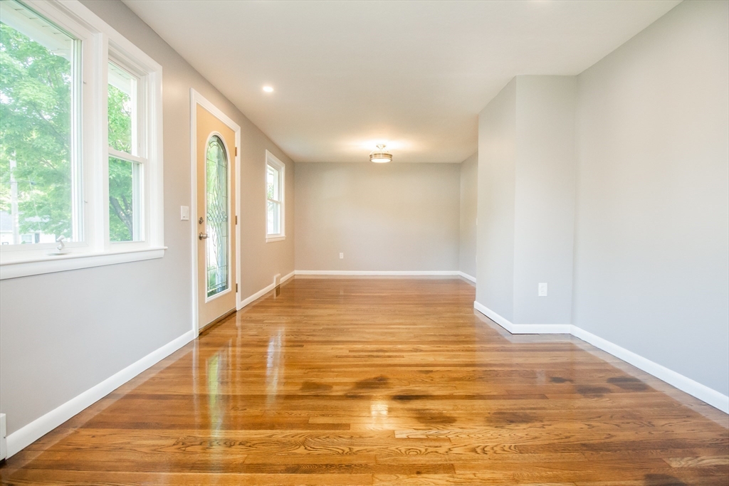 17 Wedgewood Road Worcester, MA 01602 - Photo 17 of 27 Gallery Image 17