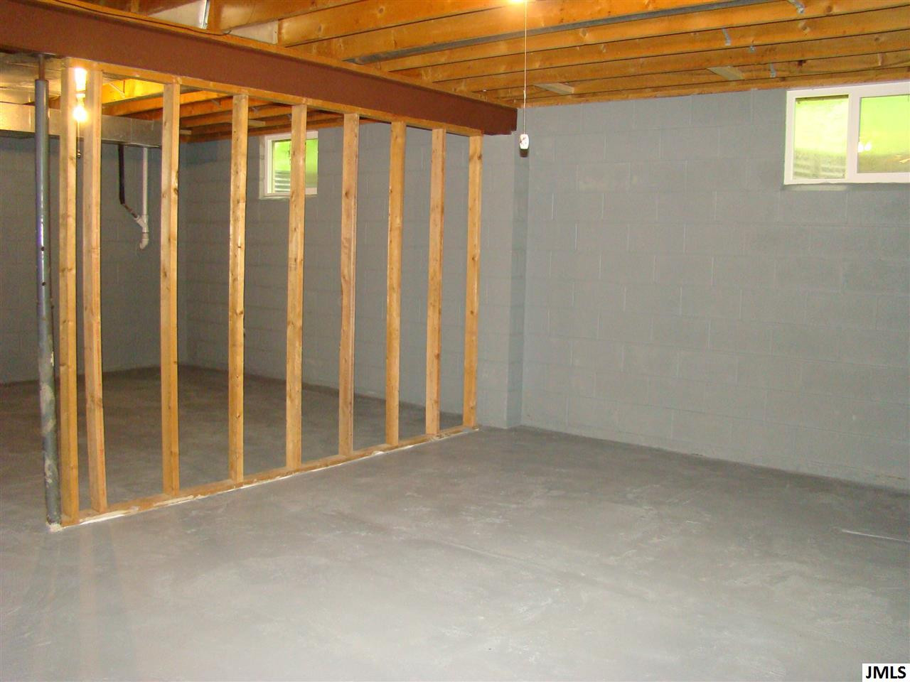 2901 Walcott Road Jackson, MI 49201 - Photo 19 of 24 Photo 19