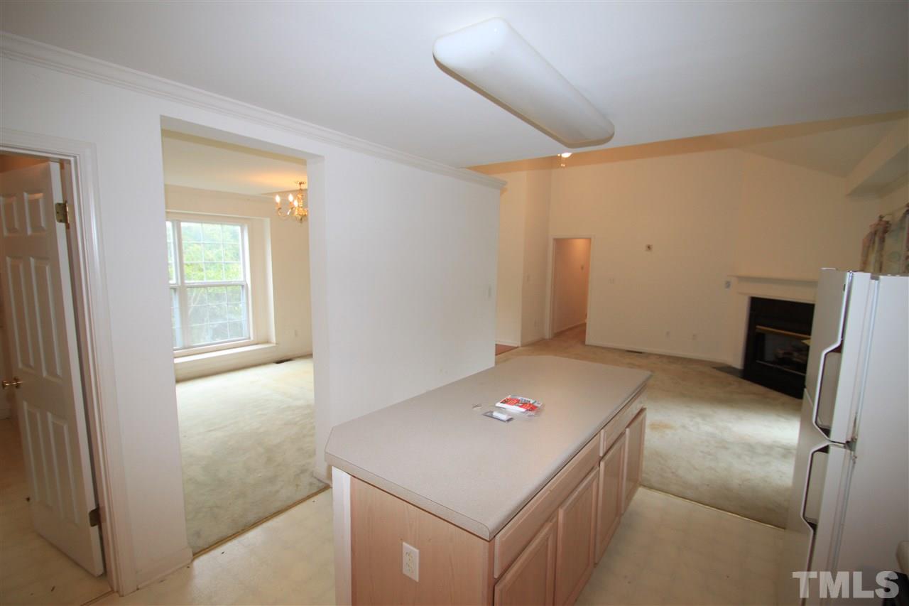 105 Fieldspring Lane Raleigh, NC 27606 - Photo 5 of 25