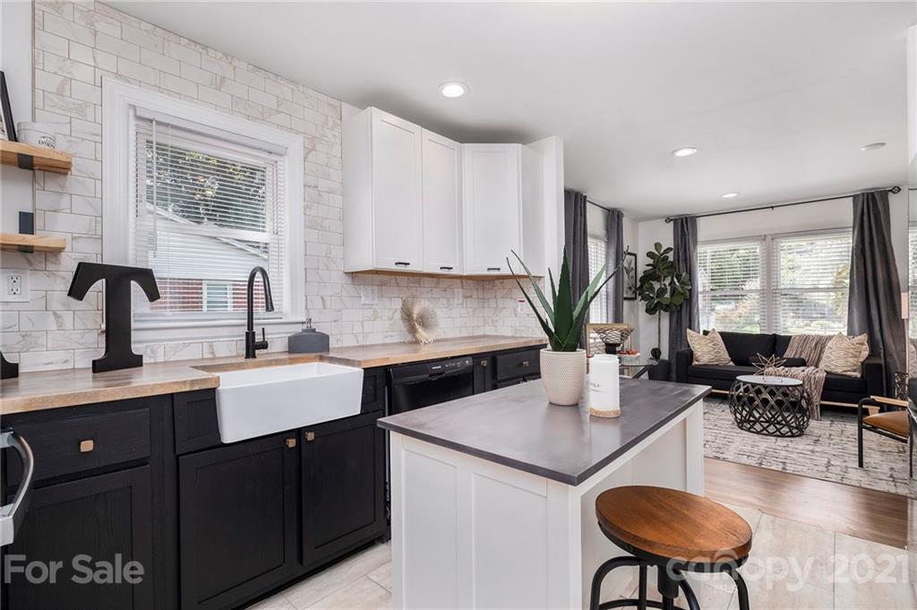 4218 Tillman Road Charlotte, NC 28208 - Photo 11 of 24 Gallery Image 11