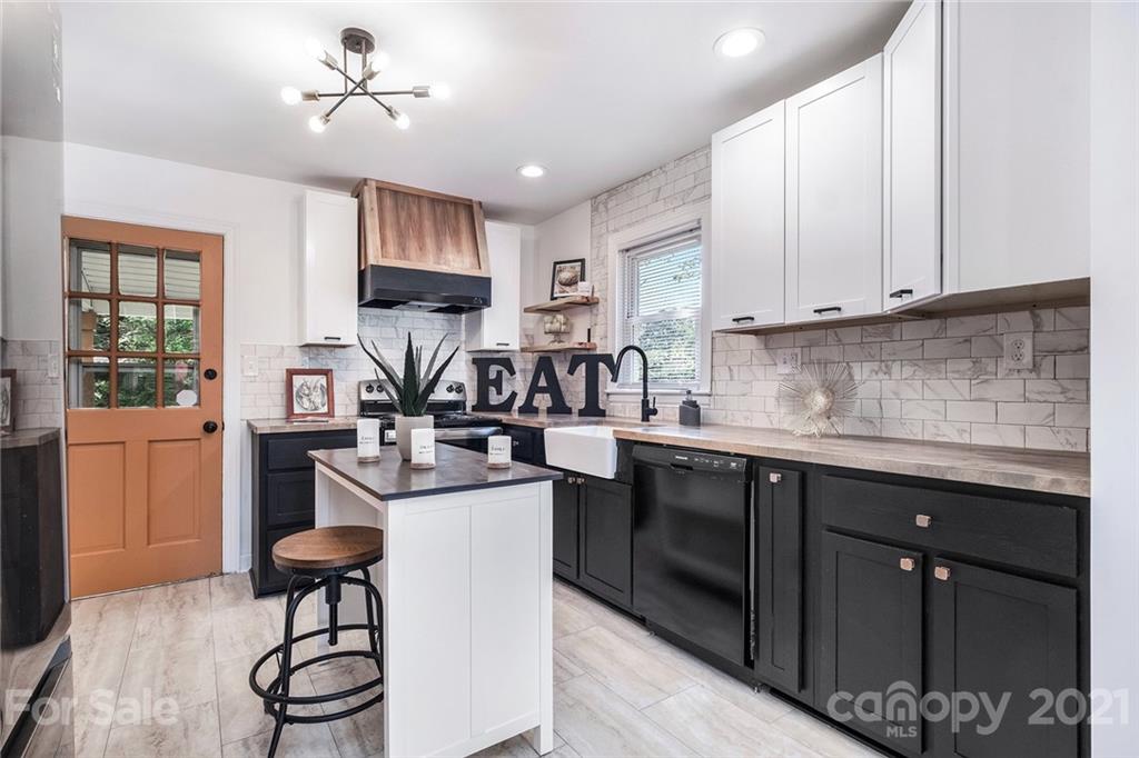 4218 Tillman Road Charlotte, NC 28208 - Photo 8 of 24 Gallery Image 8