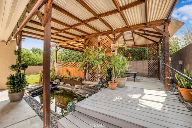 a view of outdoor space