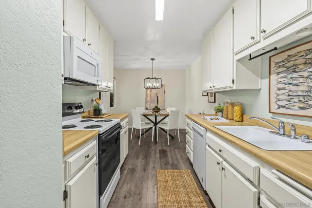 $469,000 | 1017 South Sunshine Avenue, Unit D, El Cajon, CA 92020