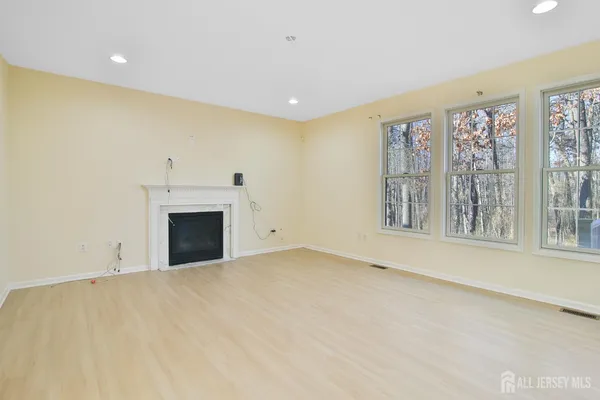 $4,500 | 4 Timber Grove Court, Old Bridge, NJ 08857