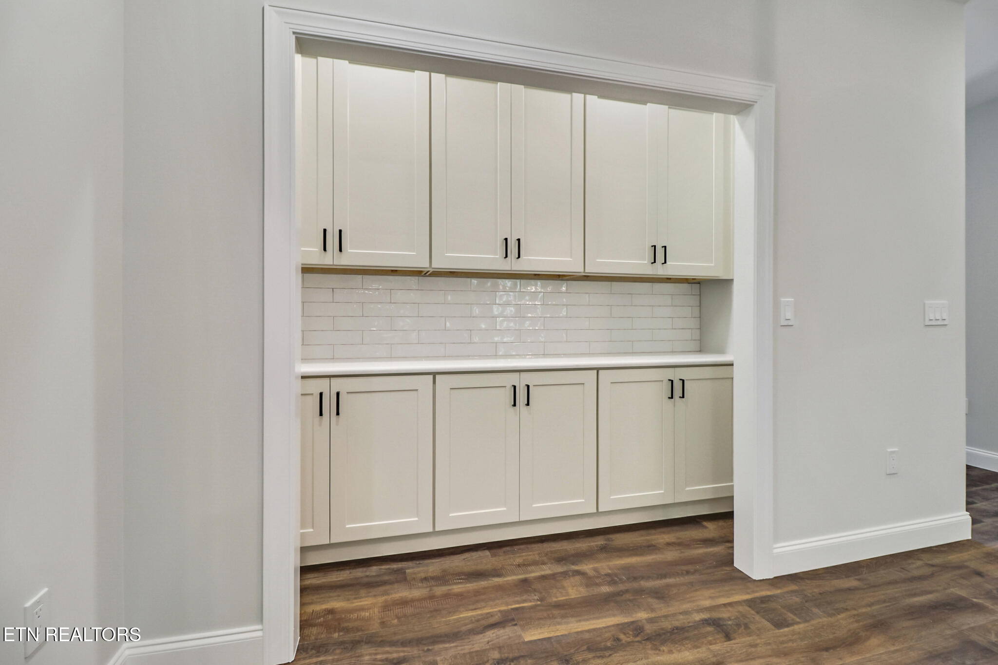 141 Windsor Road Crossville, TN 38558 - Photo 12 of 37 if1a6471-if1a6475