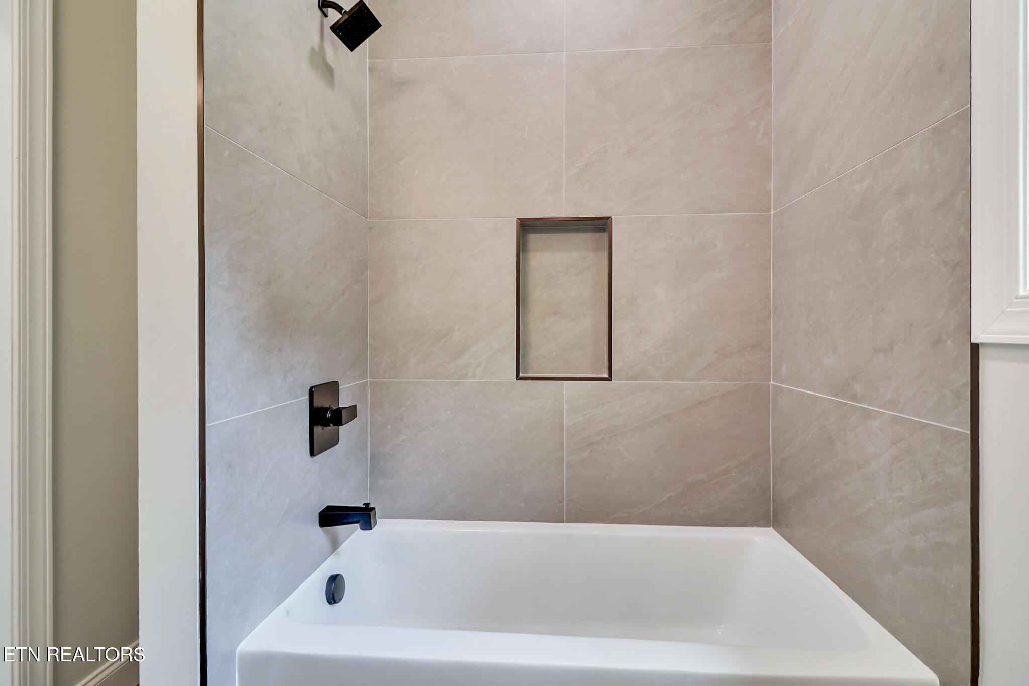 141 Windsor Road Crossville, TN 38558 - Photo 22 of 37 if1a6456-if1a6460