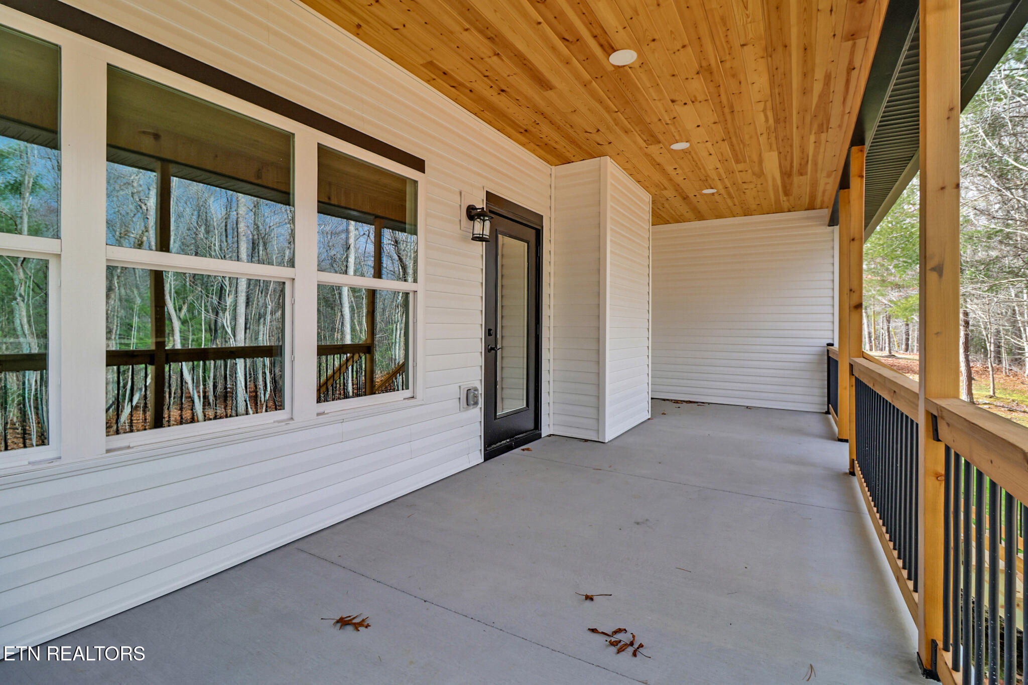 141 Windsor Road Crossville, TN 38558 - Photo 30 of 37 if1a0576-if1a0580