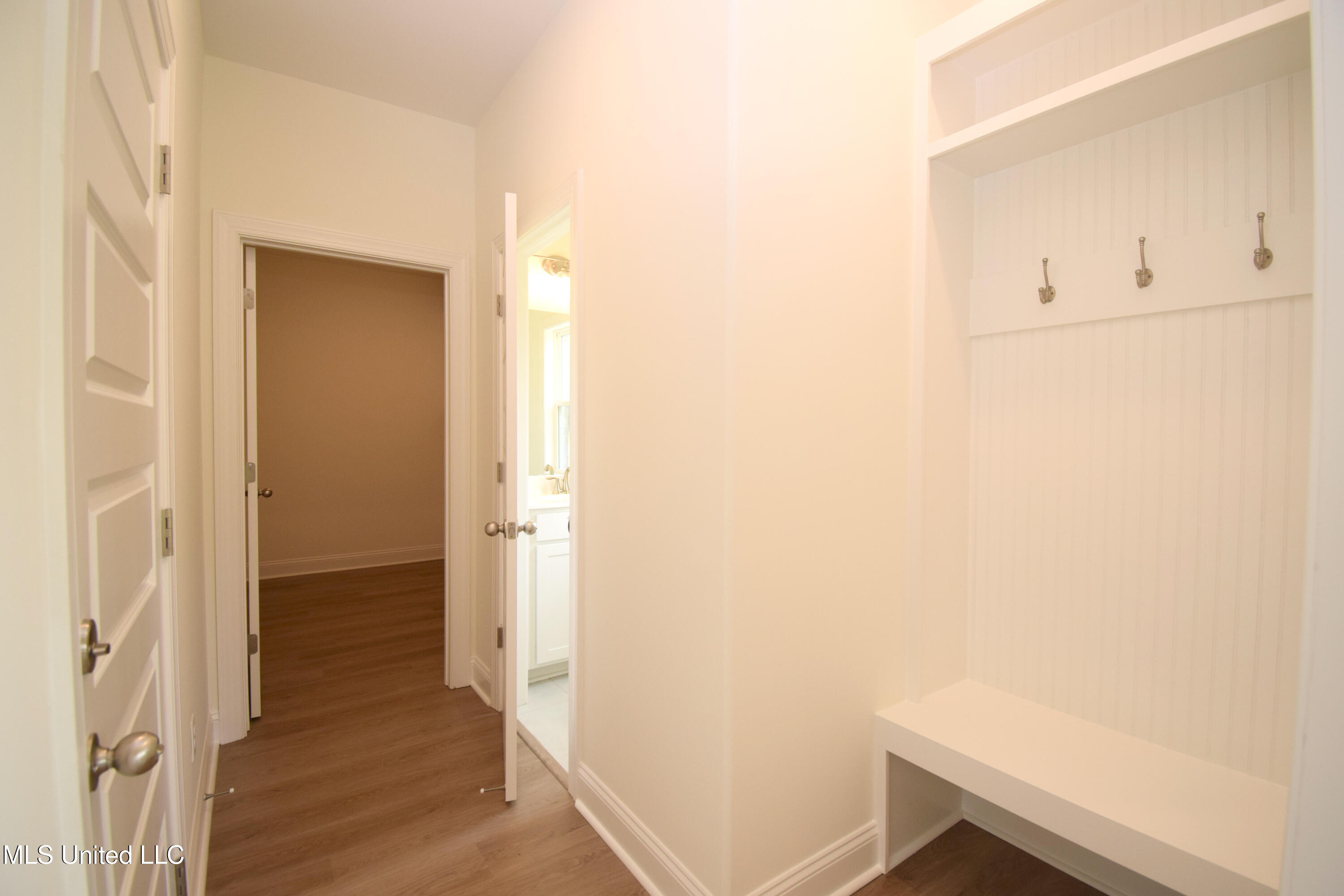 507 Centerline Roper Loop Byhalia, MS 38611 - Photo 14 of 30 Hazel laundry hall