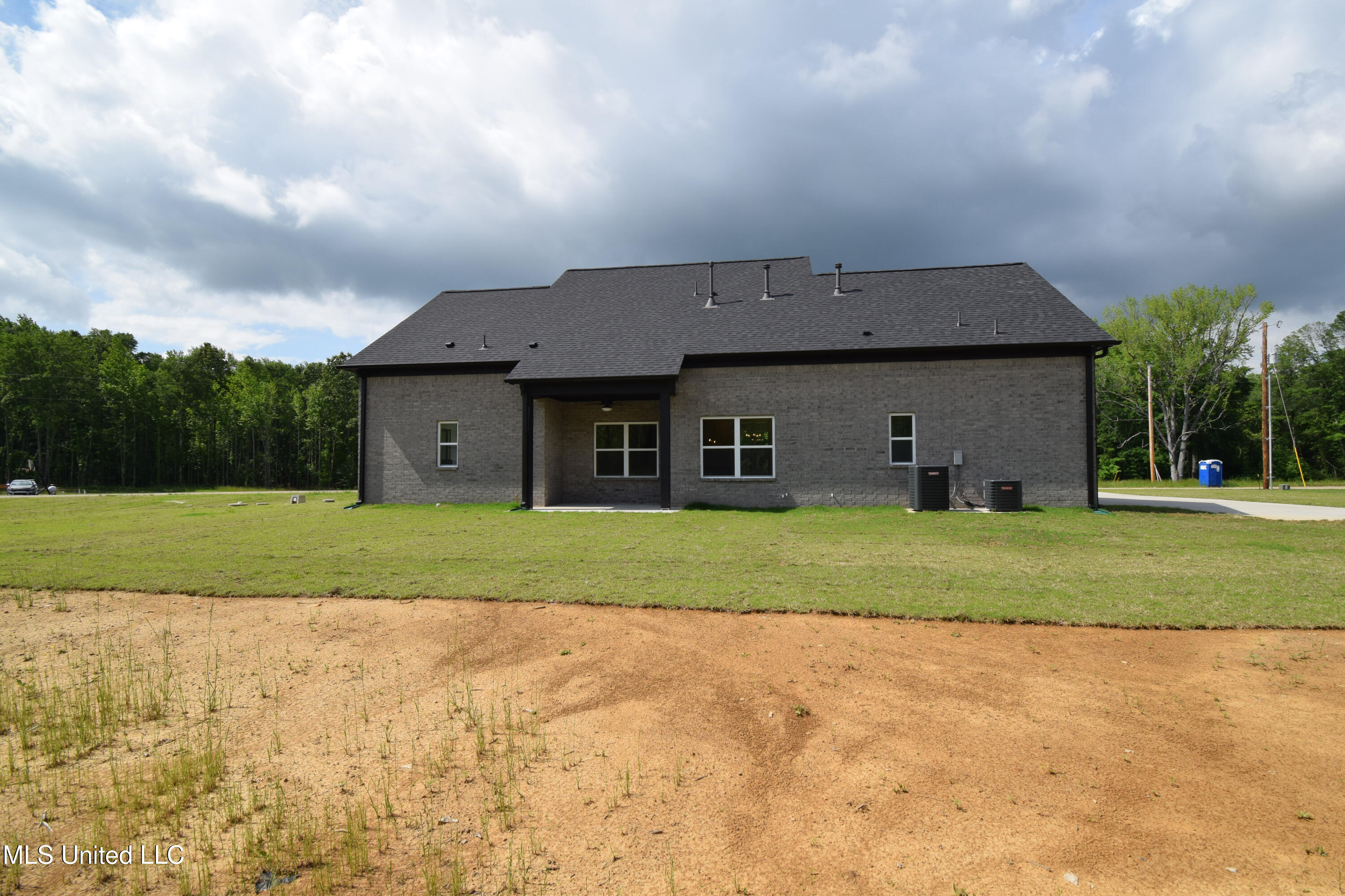507 Centerline Roper Loop Byhalia, MS 38611 - Photo 30 of 30 Hazel rear