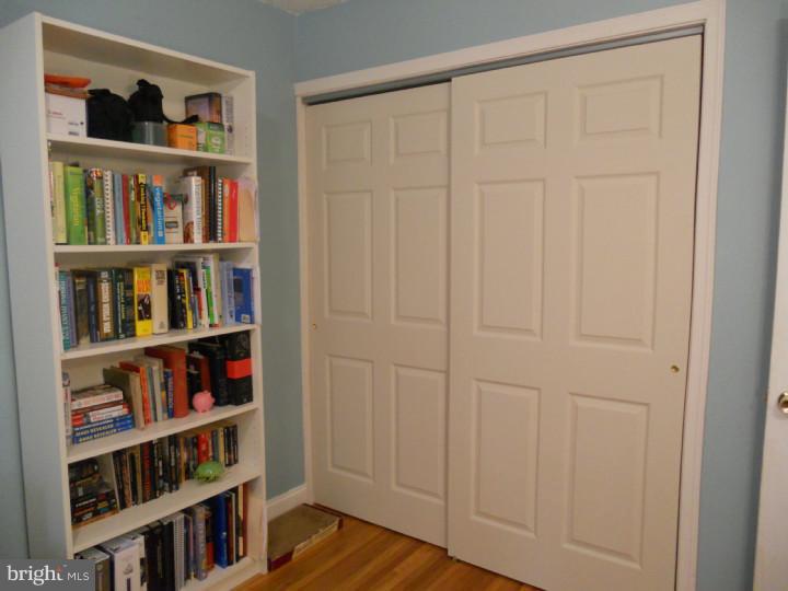 841 East Cathedral Road Philadelphia, PA 19128 - Photo 15 of 25 Closet