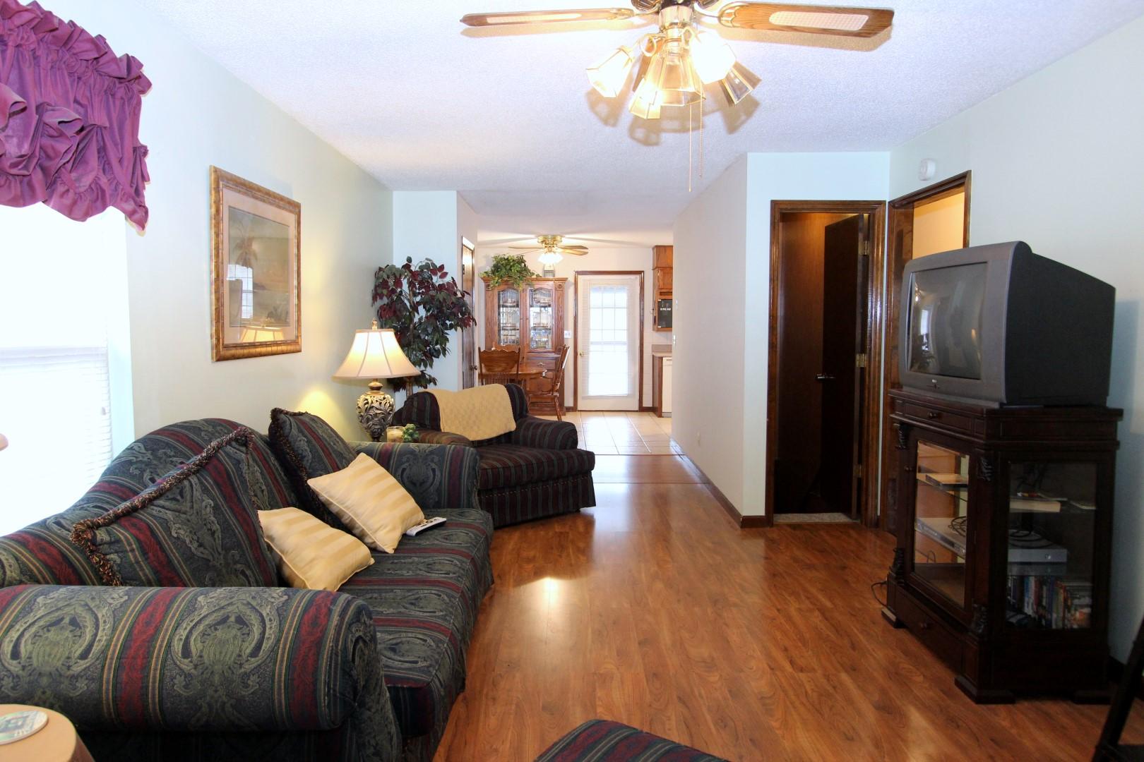 300 White Oak Road Decatur, TN 37322 - Photo 14 of 35 Living Room