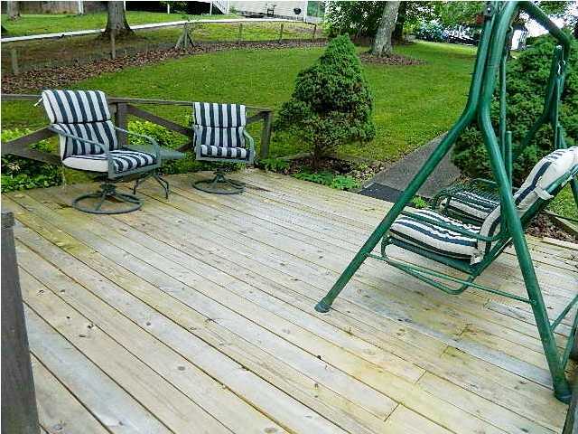 300 White Oak Road Decatur, TN 37322 - Photo 5 of 35 Deck