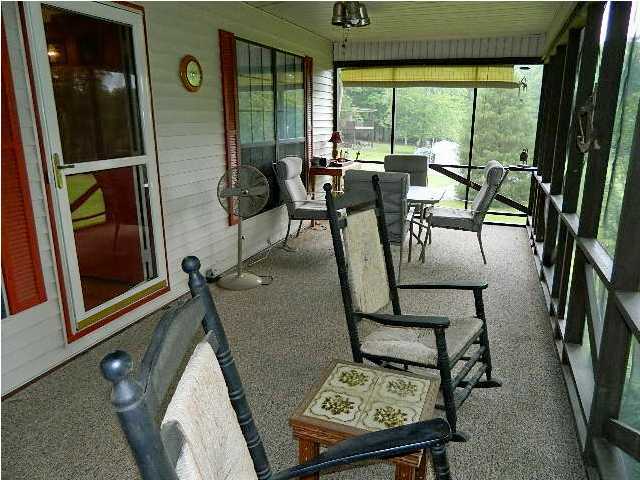 300 White Oak Road Decatur, TN 37322 - Photo 9 of 35 Screen Porch