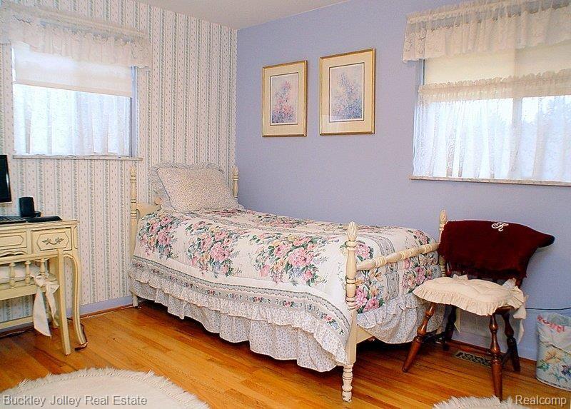3575 Jewell Road Howell, MI 48843 - Photo 8 of 17 Some Bedrooms have Beautiful Woo