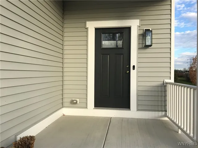 $334,900 | 902 Carriage Park, West Seneca, NY 14224