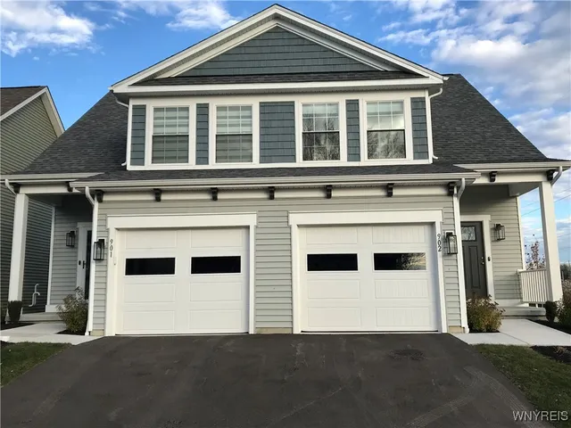 $334,900 | 902 Carriage Park, West Seneca, NY 14224