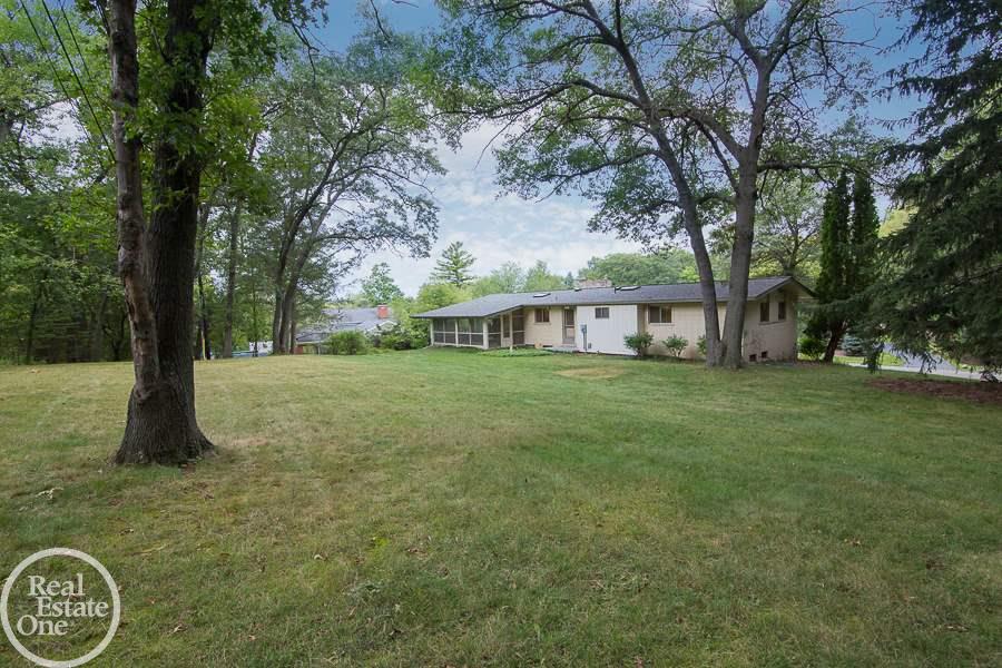 809 Brantford Road Rochester, MI 48306 - Photo 5 of 33