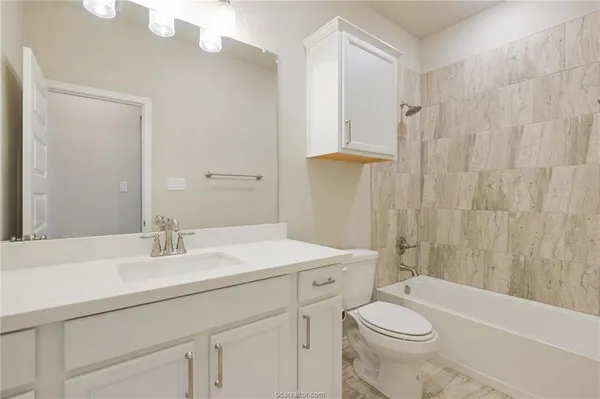 $2,500 | 3441 Utah Court, Bryan, TX 77808