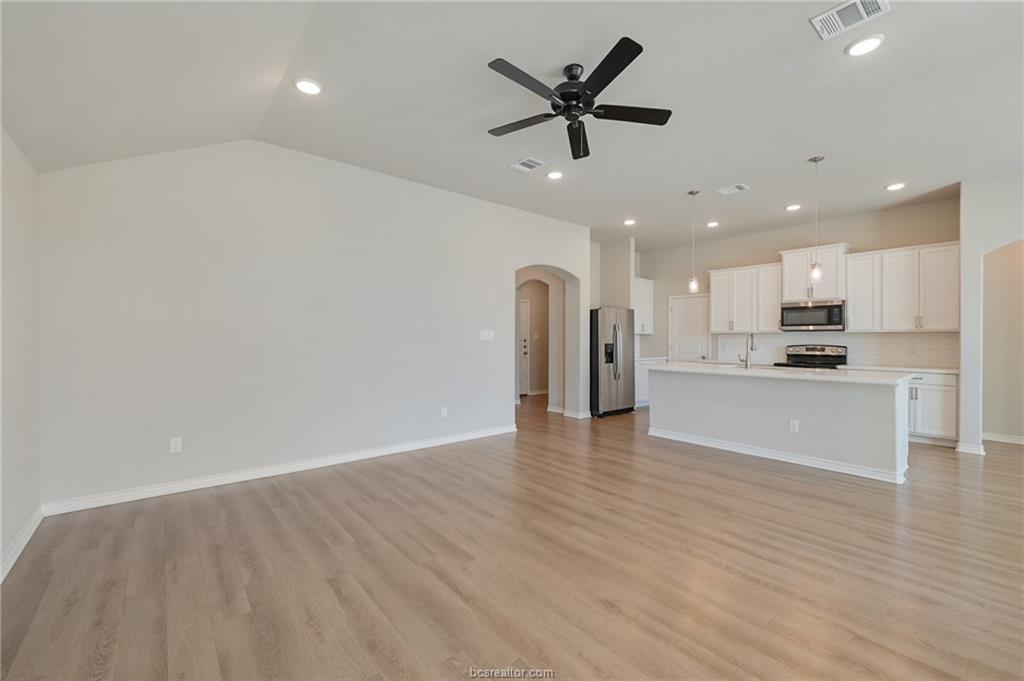 3441 Utah Court Bryan, TX 77808 - Photo 2 of 18