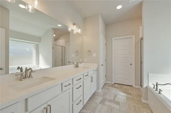 $2,500 | 3441 Utah Court, Bryan, TX 77808