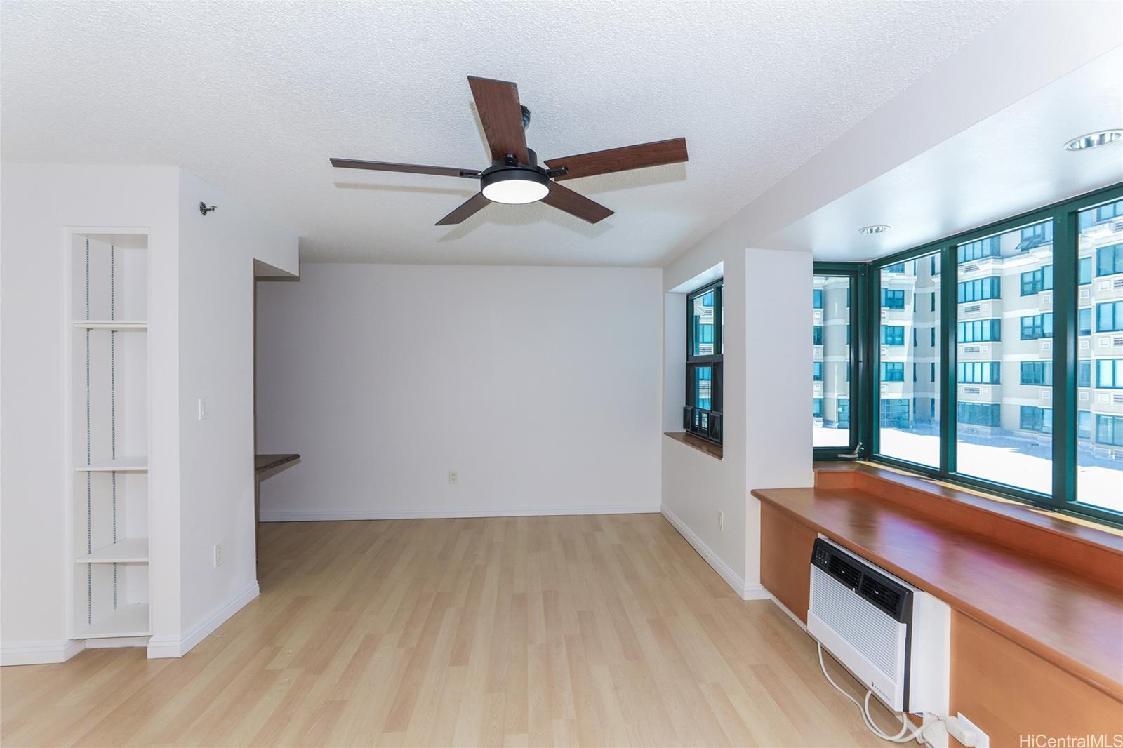 545 Queen Street, Unit 333 Honolulu, HI 96813 - Photo 7 of 24