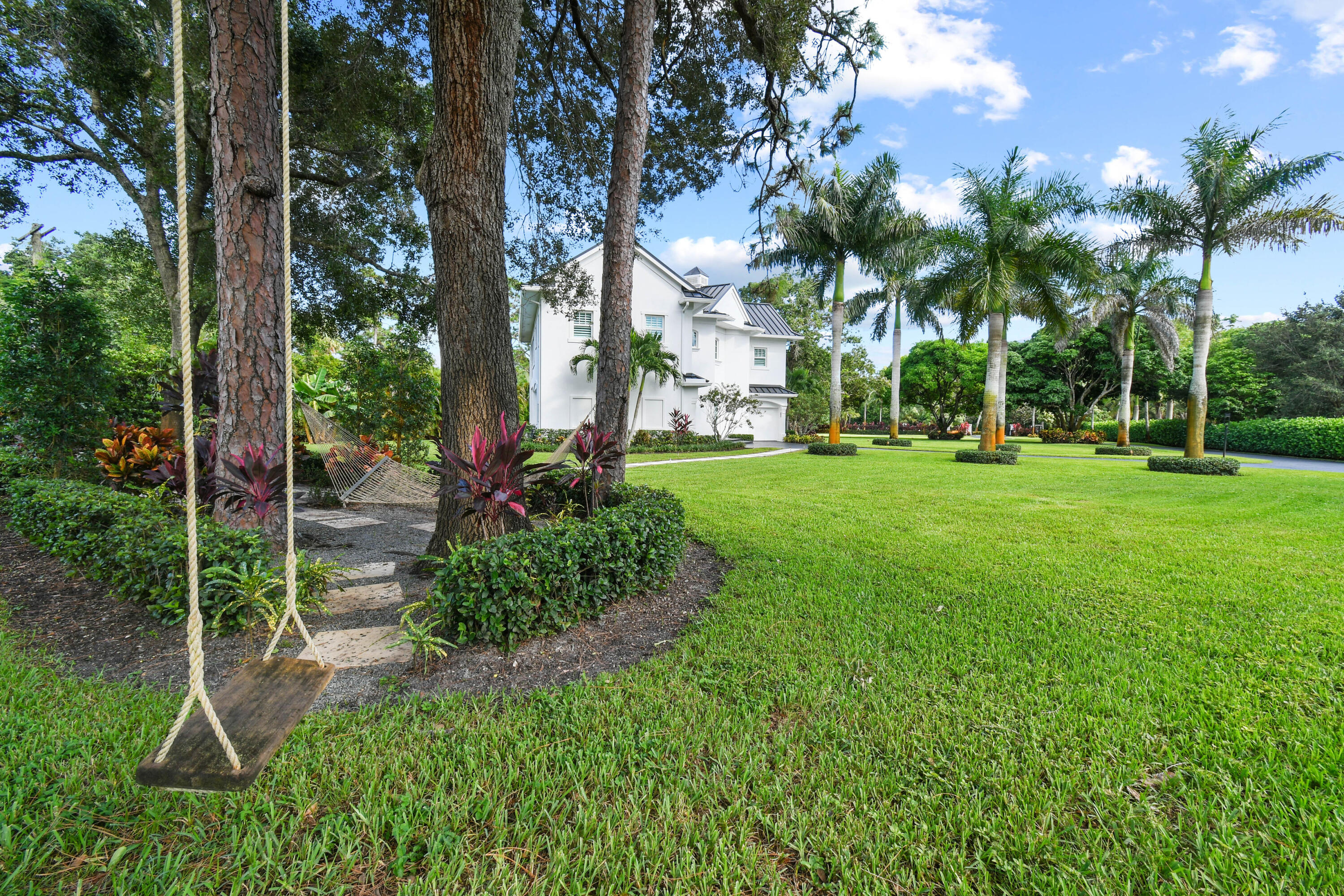 8319 Southeast Rivers Edge Street Jupiter, FL 33458 - Photo 56 of 101 8319SERiversEdgeSt_87