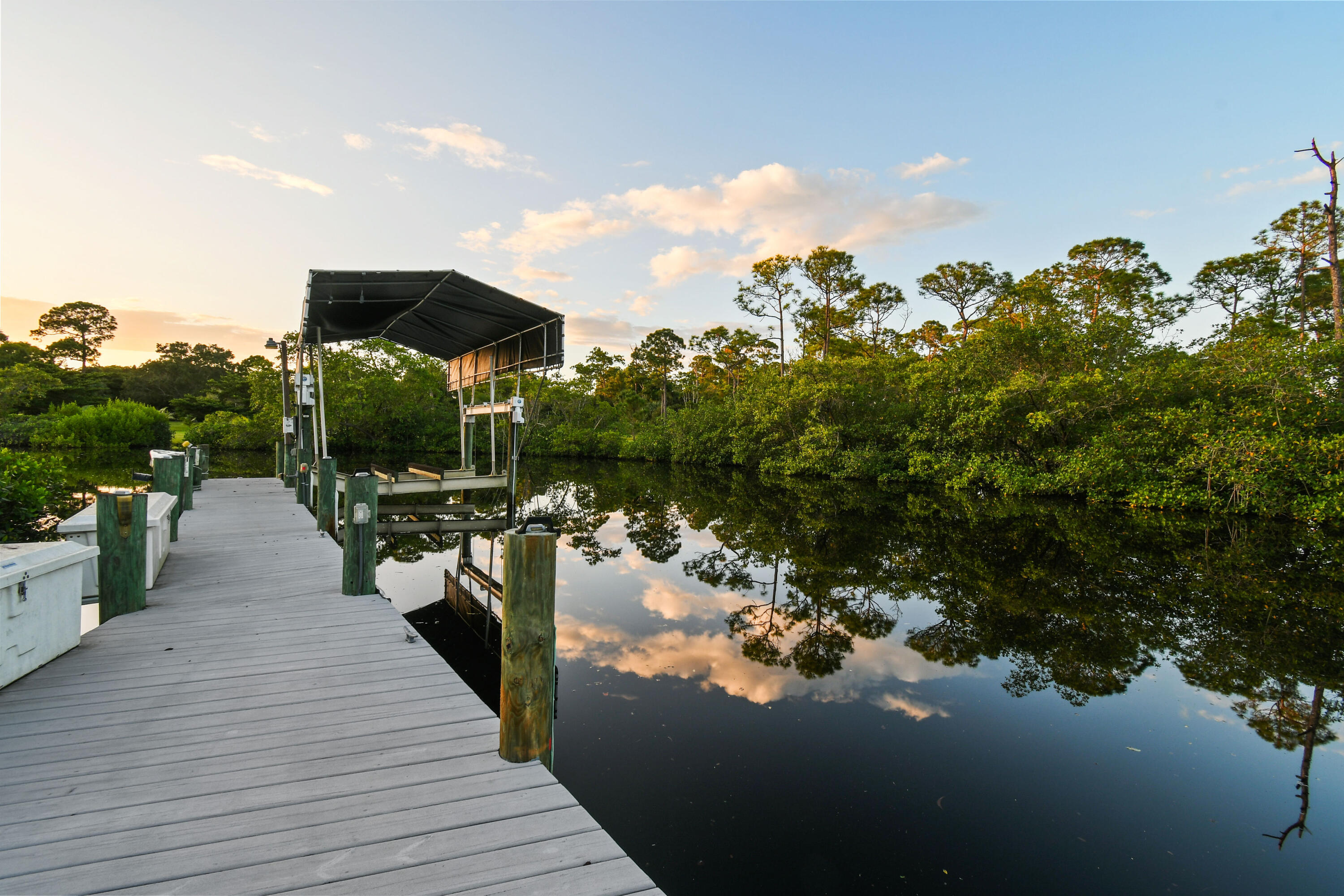 8319 Southeast Rivers Edge Street Jupiter, FL 33458 - Photo 90 of 101 8319SERiversEdgeStTwilights(2)