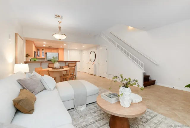 $782,000 | 301 West G Street, Unit 112, San Diego, CA 92101