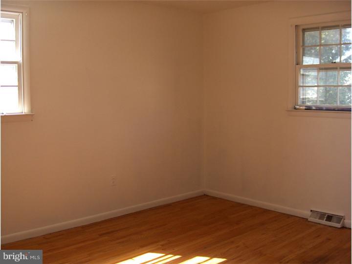 9879 Bridle Road Philadelphia, PA 19115 - Photo 14 of 24