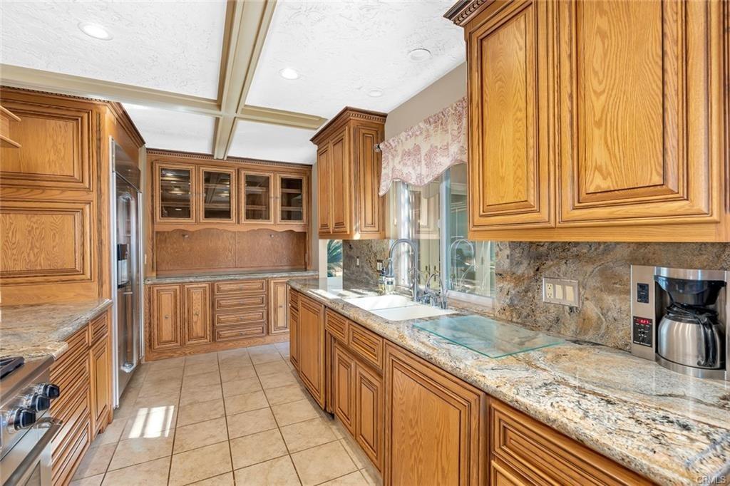 33318 Ave 12 Madera, CA 93636 - Photo 8 of 12