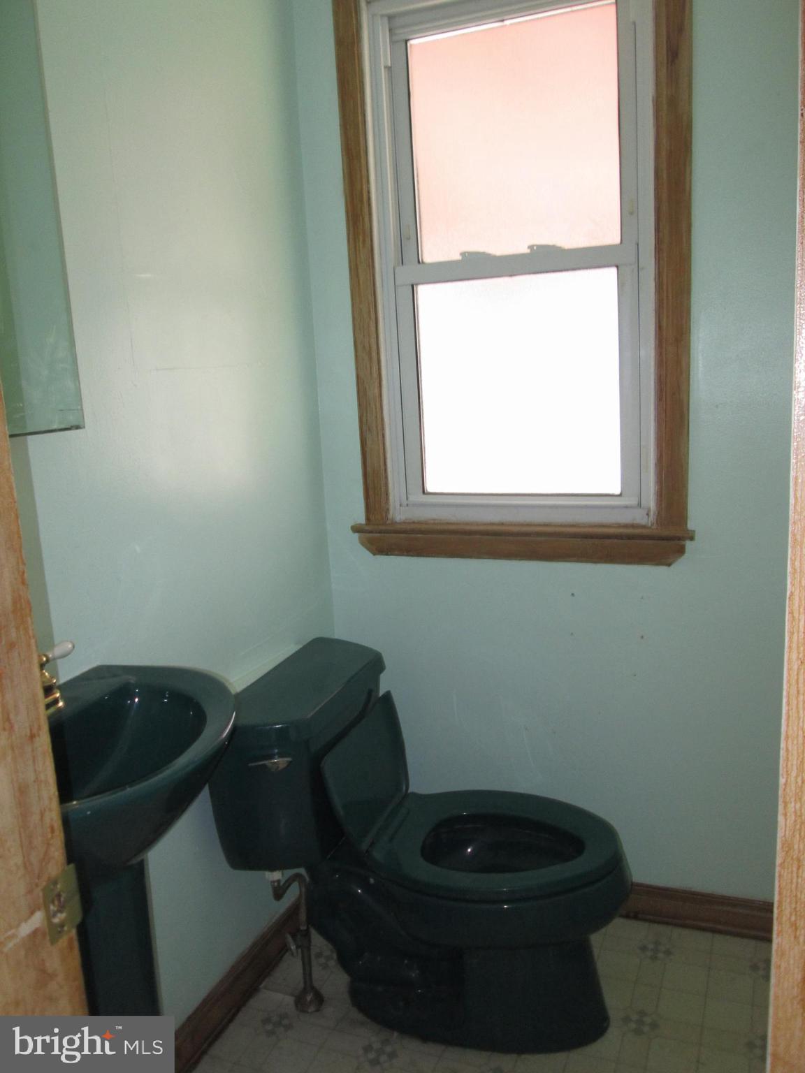 222 Baldwin Avenue Ridley Park, PA 19078 - Photo 6 of 19 Gallery Image 6