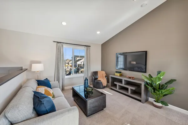 $459,900 | 2085 Pleasant Drive, Prescott, WI 54021