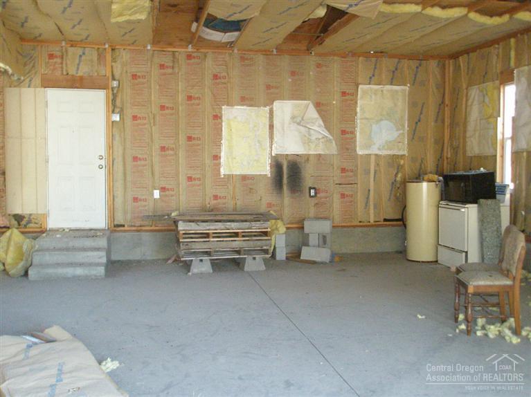 12787 Southeast Bridge Road Prineville, OR 97754 - Photo 2 of 16 Additional Photo