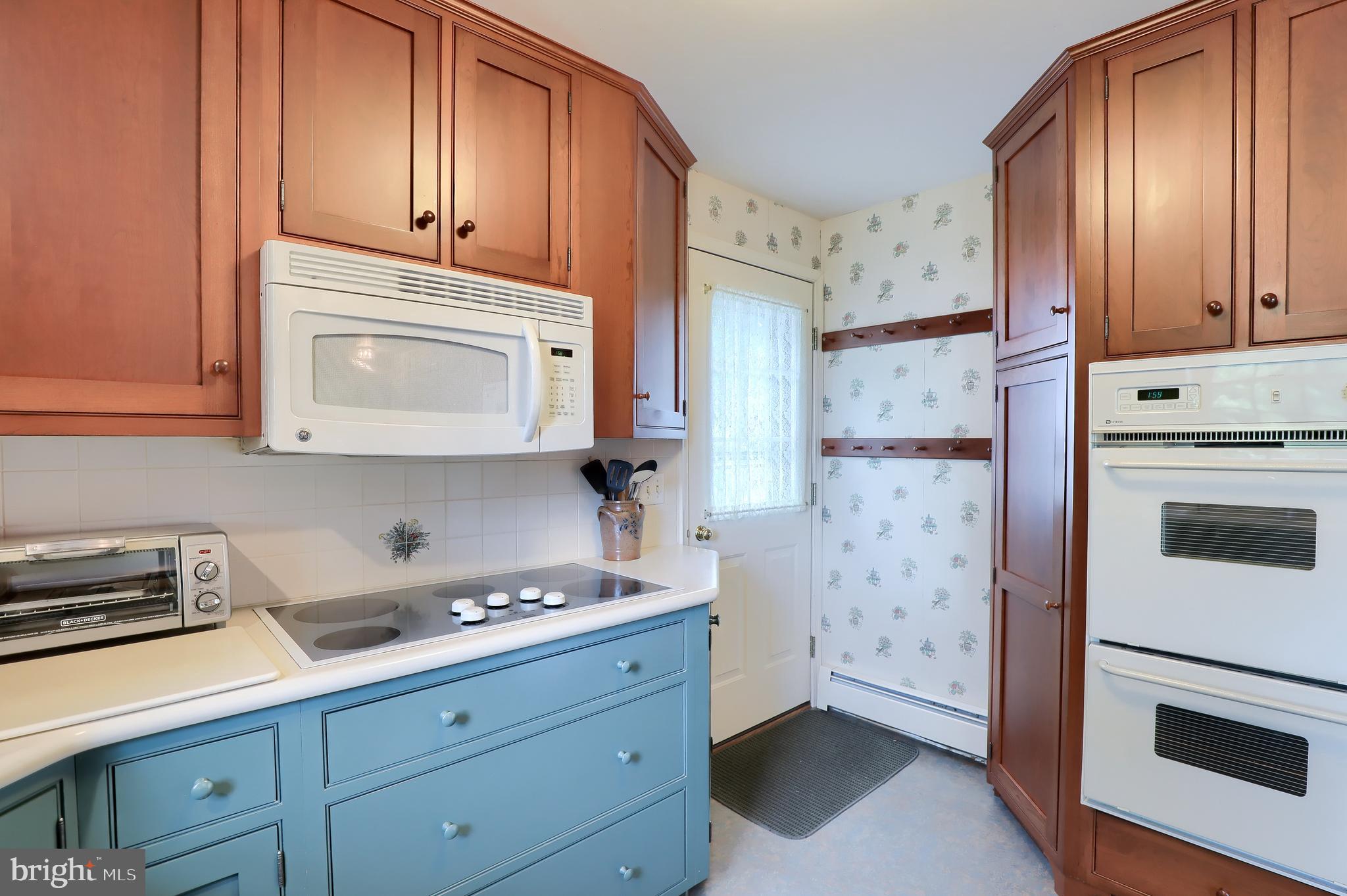 1126 Orchard Road Lititz, PA 17543 - Photo 11 of 46