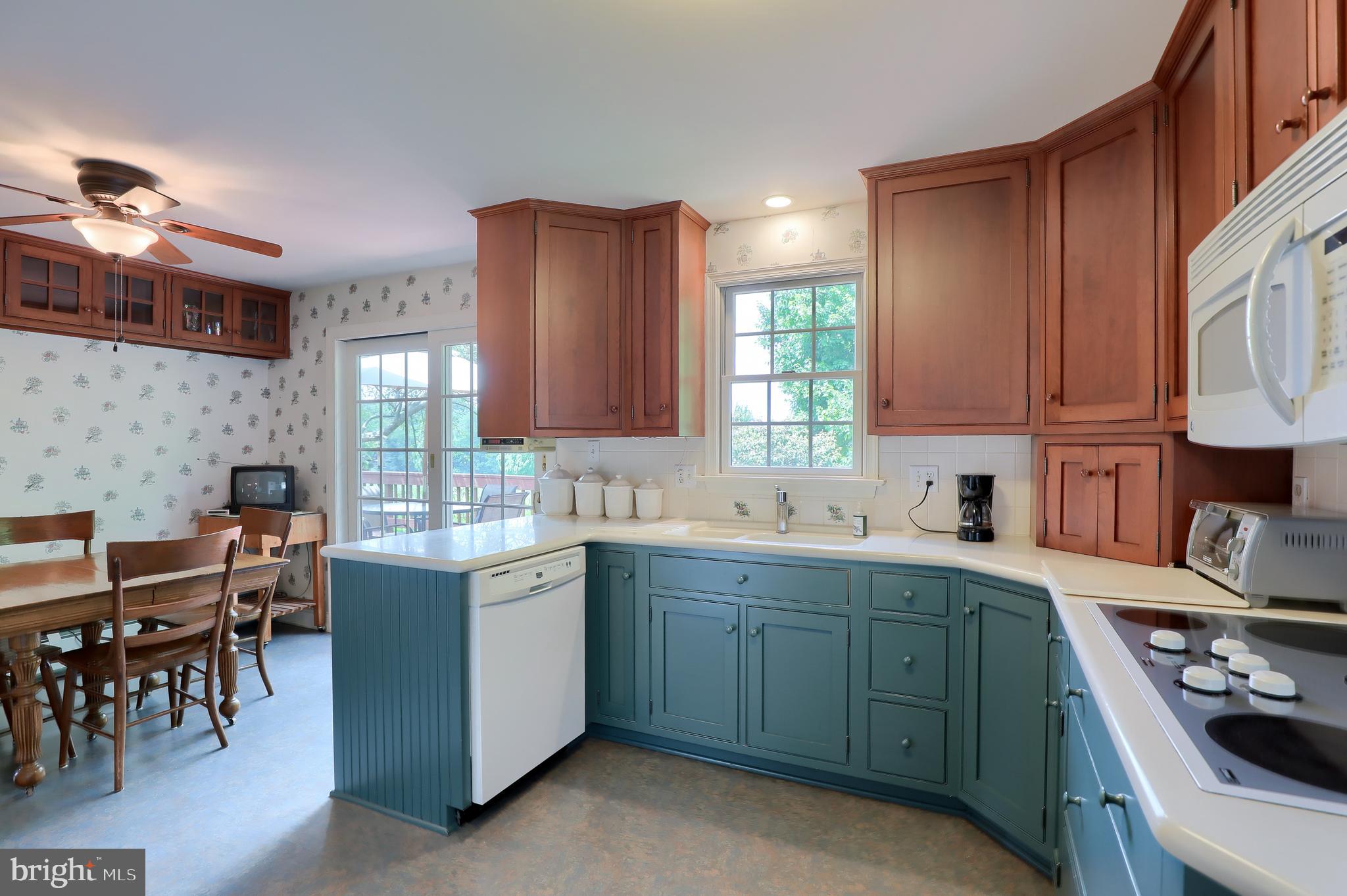 1126 Orchard Road Lititz, PA 17543 - Photo 13 of 46