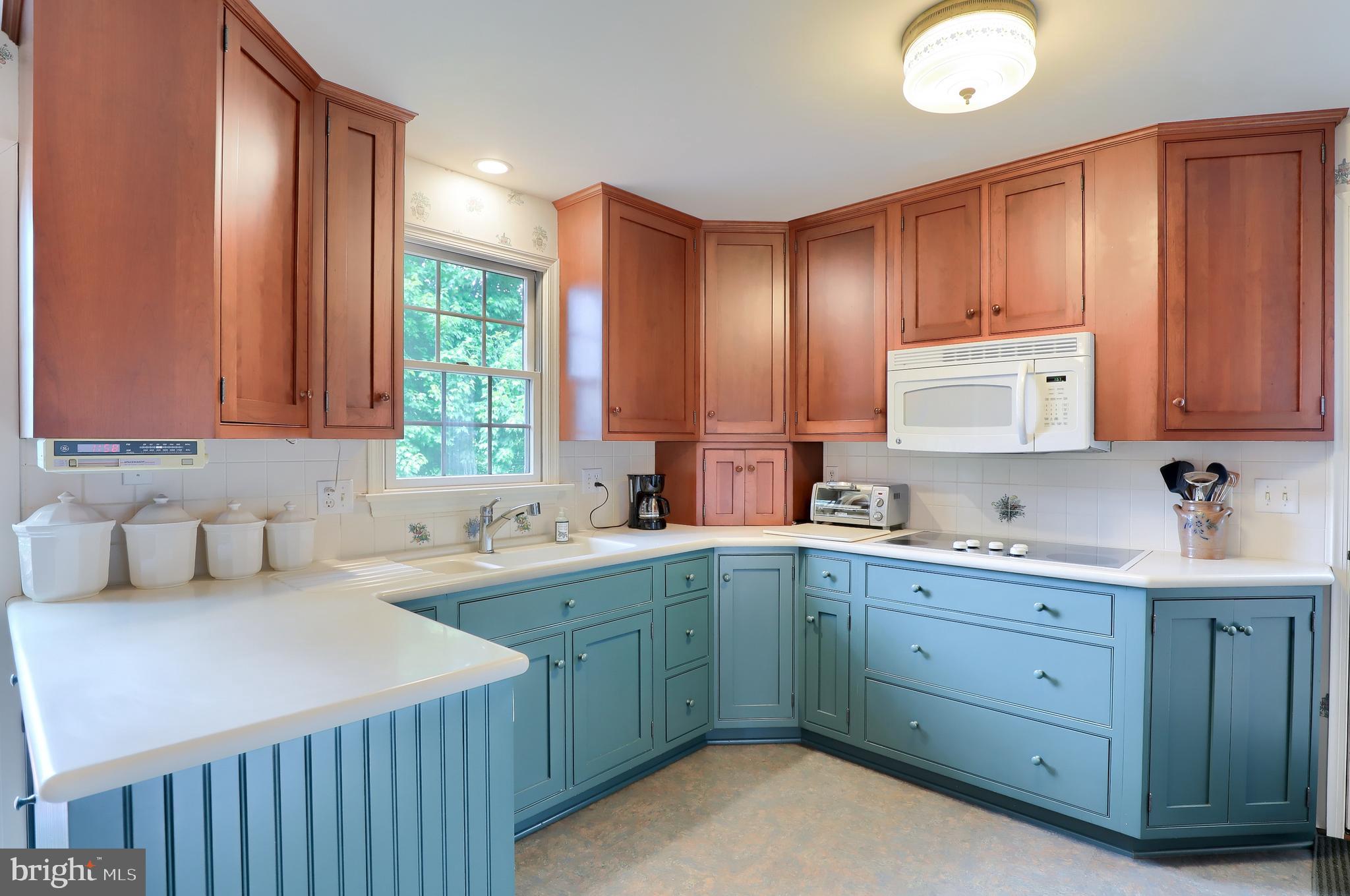 1126 Orchard Road Lititz, PA 17543 - Photo 9 of 46