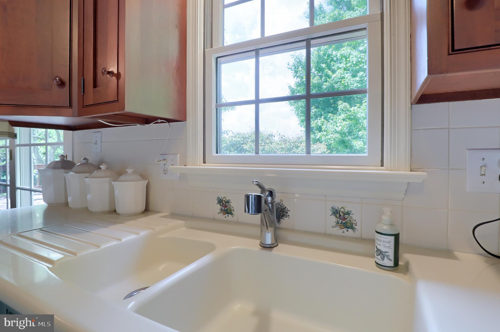 1126 Orchard Road Lititz, PA 17543 - Photo 10 of 46