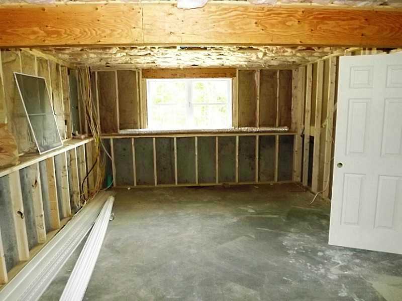 136 Nipmuc Road Scituate, RI 02825 - Photo 14 of 19 Cellar or Basement.