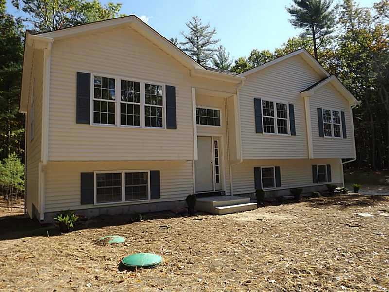 136 Nipmuc Road Scituate, RI 02825 - Photo 16 of 19 Exterior Front.