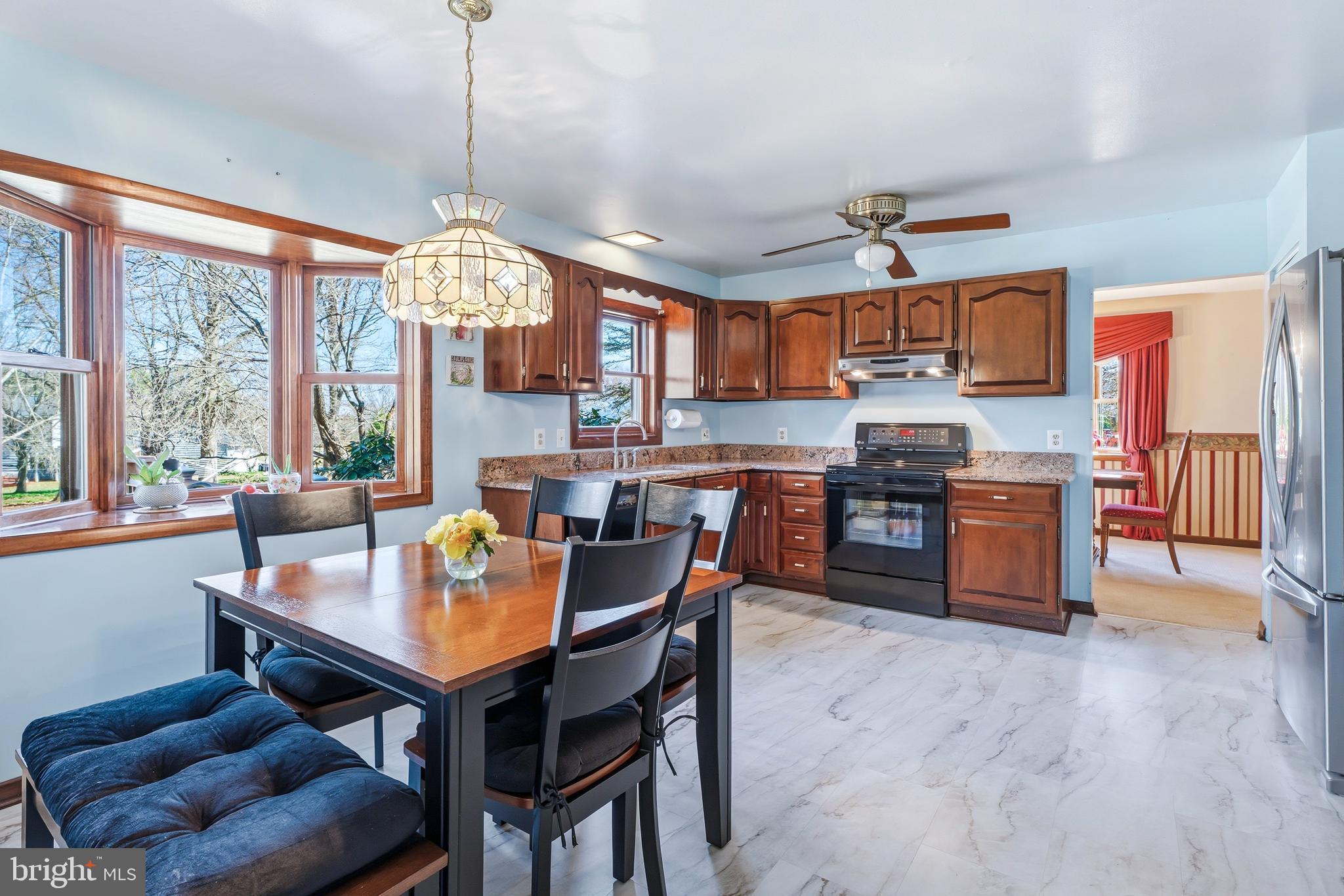 14017 Manor Road Baldwin, MD 21013 - Photo 14 of 64 Kitchen w/LVP flooring