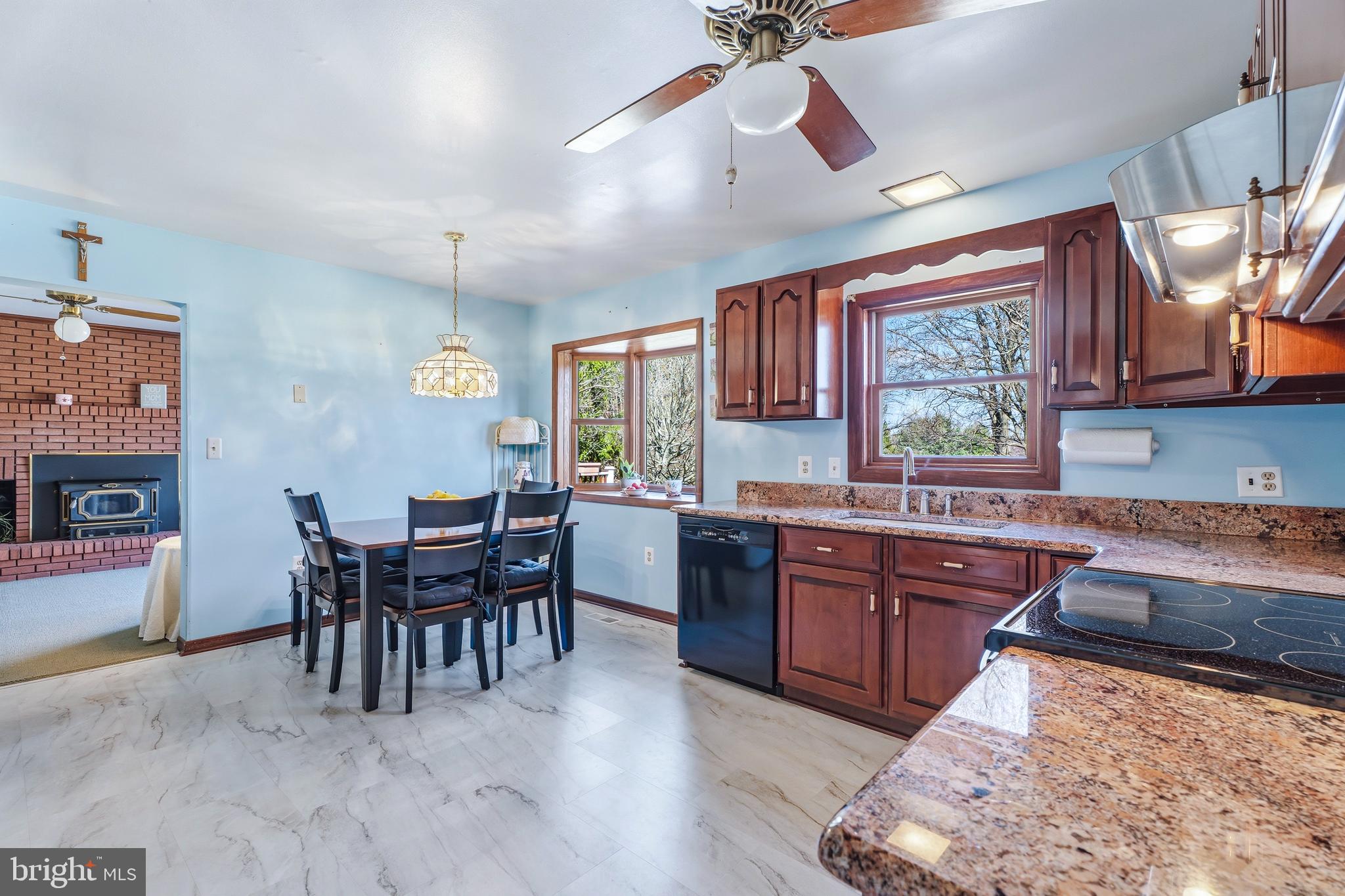 14017 Manor Road Baldwin, MD 21013 - Photo 15 of 64 Gorgeous granite countertops