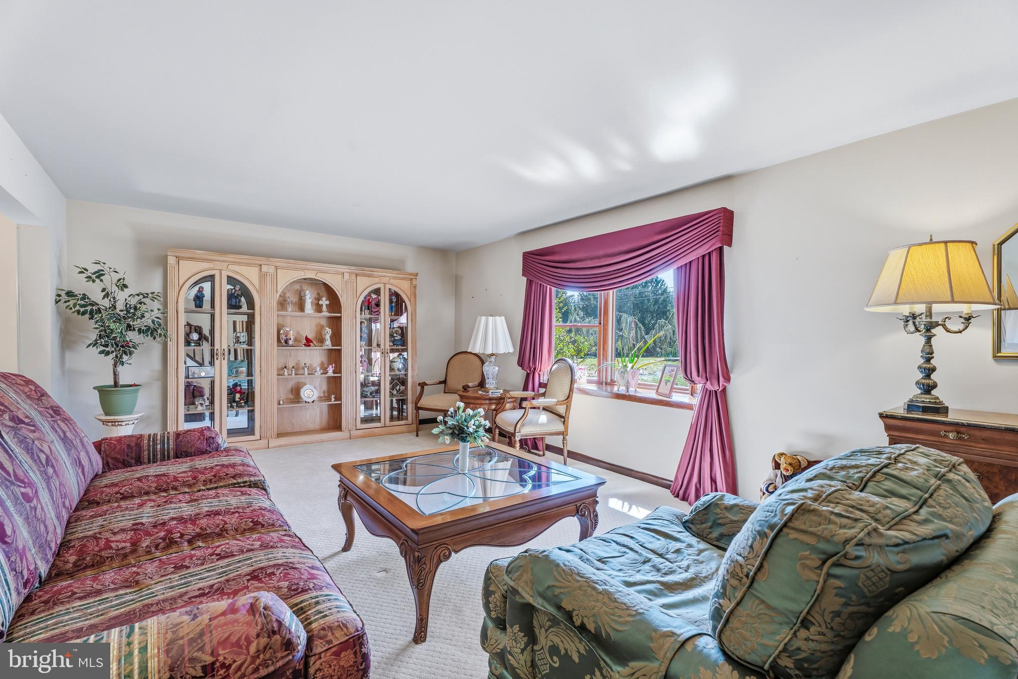 14017 Manor Road Baldwin, MD 21013 - Photo 24 of 64 Living Room is large enough for multiple seating