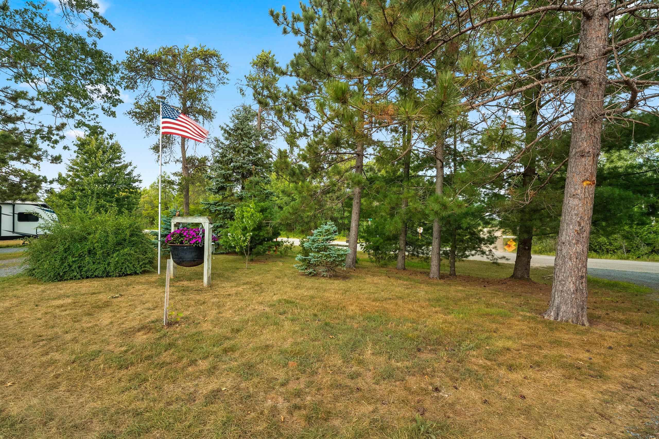 W11101 Sunset Valley Road Crivitz, WI 54114 - Photo 4 of 44 Gallery Image 4