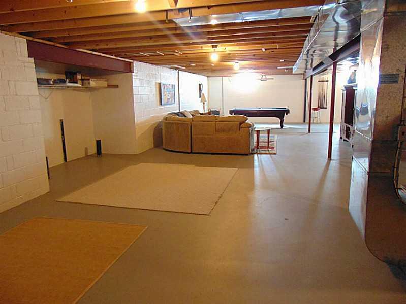 308 Hemlock Road Level Green, PA 15085 - Photo 19 of 24 Auditorium.