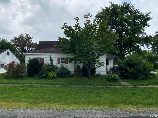 $92,000 | 401 East 1st Street, Karnak, IL 62956