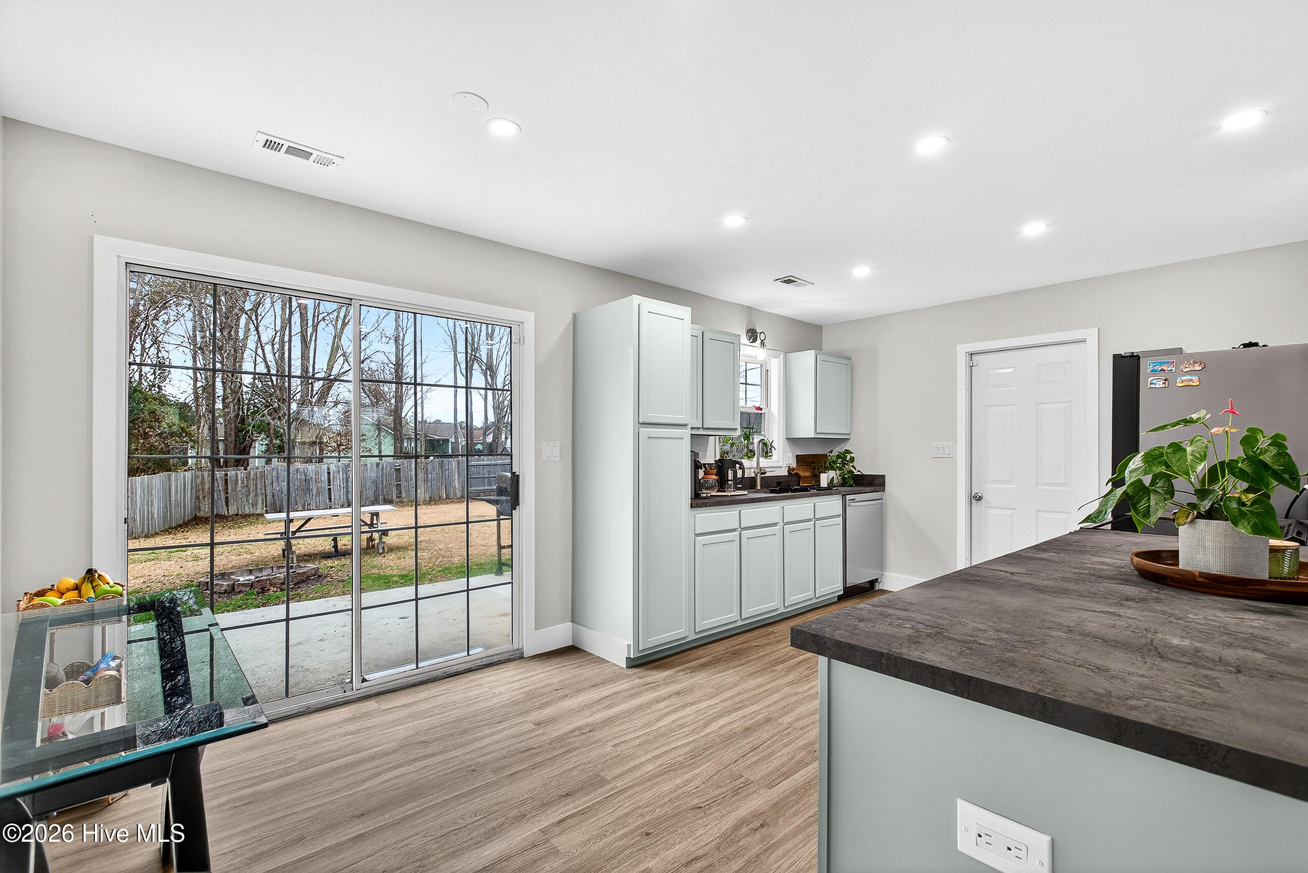 290 Parnell Road Hubert, NC 28539 - Photo 7 of 32 01-7