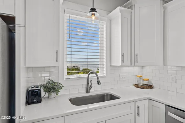 $1,700,000 | 1903 Emerald Drive, Emerald Isle, NC 28594